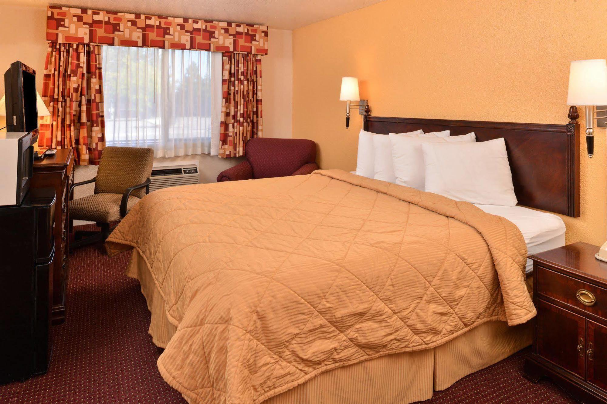 Travelodge By Wyndham Klamath Falls Extérieur photo